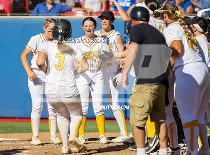 Thumbnail 1 in Caruthers vs. Boron (CIF CS Division V Championship) photogallery.