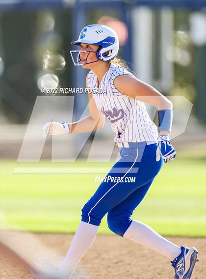 Thumbnail 3 in Caruthers vs. Boron (CIF CS Division V Championship) photogallery.