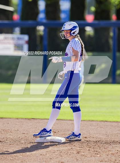 Thumbnail 1 in Caruthers vs. Boron (CIF CS Division V Championship) photogallery.