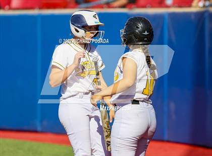Thumbnail 1 in Caruthers vs. Boron (CIF CS Division V Championship) photogallery.