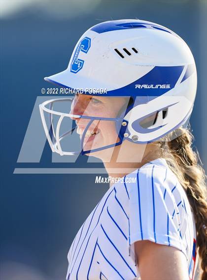 Thumbnail 2 in Caruthers vs. Boron (CIF CS Division V Championship) photogallery.