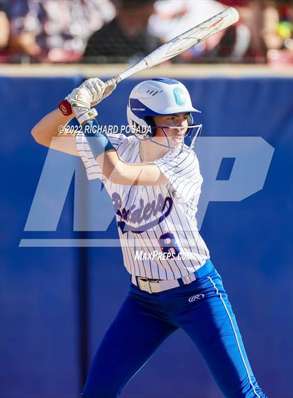 Thumbnail 2 in Caruthers vs. Boron (CIF CS Division V Championship) photogallery.