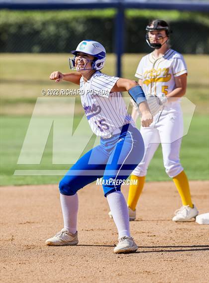 Thumbnail 3 in Caruthers vs. Boron (CIF CS Division V Championship) photogallery.