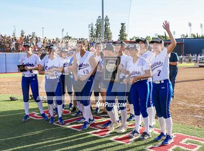 Thumbnail 2 in Caruthers vs. Boron (CIF CS Division V Championship) photogallery.