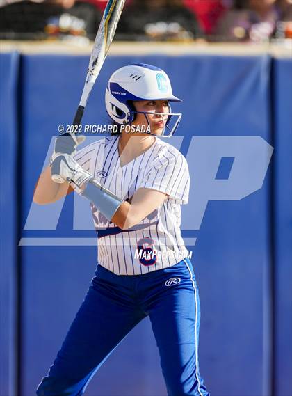 Thumbnail 3 in Caruthers vs. Boron (CIF CS Division V Championship) photogallery.