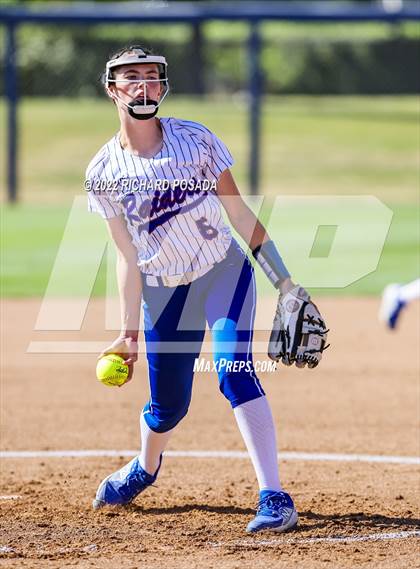 Thumbnail 2 in Caruthers vs. Boron (CIF CS Division V Championship) photogallery.