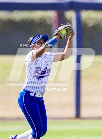 Thumbnail 2 in Caruthers vs. Boron (CIF CS Division V Championship) photogallery.