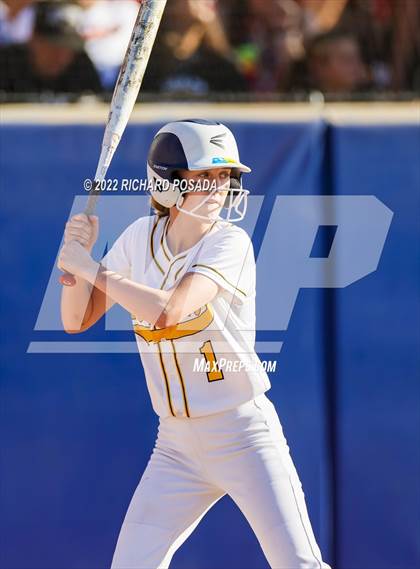 Thumbnail 1 in Caruthers vs. Boron (CIF CS Division V Championship) photogallery.