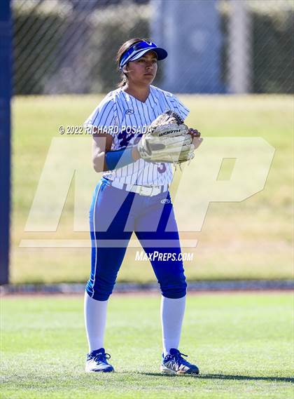 Thumbnail 1 in Caruthers vs. Boron (CIF CS Division V Championship) photogallery.