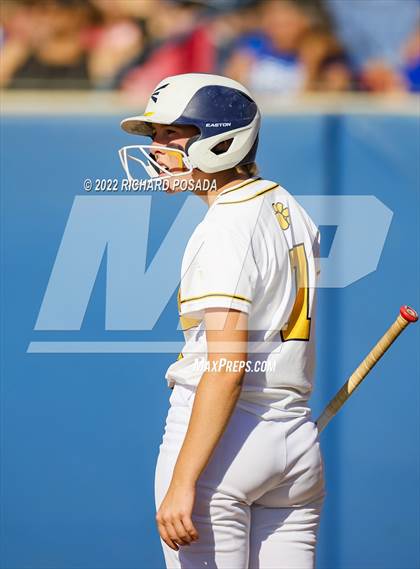 Thumbnail 3 in Caruthers vs. Boron (CIF CS Division V Championship) photogallery.