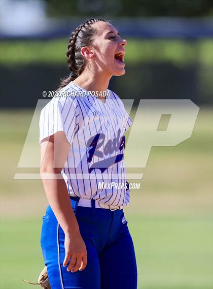 Thumbnail 3 in Caruthers vs. Boron (CIF CS Division V Championship) photogallery.