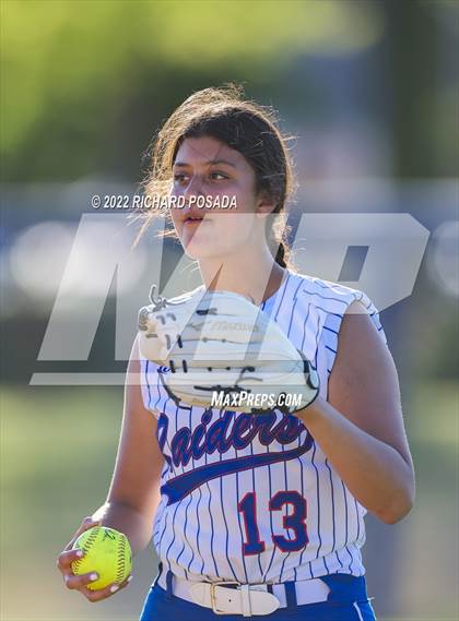 Thumbnail 1 in Caruthers vs. Boron (CIF CS Division V Championship) photogallery.