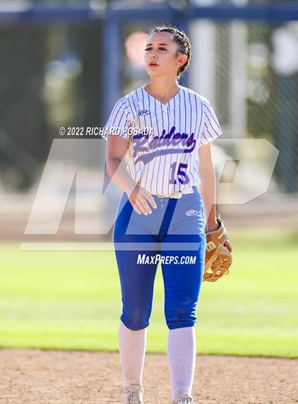 Thumbnail 3 in Caruthers vs. Boron (CIF CS Division V Championship) photogallery.