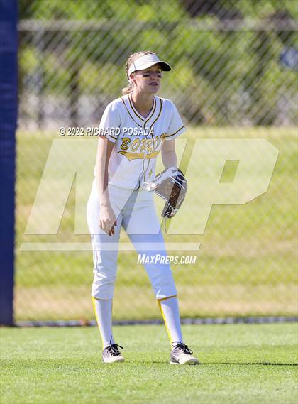 Thumbnail 1 in Caruthers vs. Boron (CIF CS Division V Championship) photogallery.