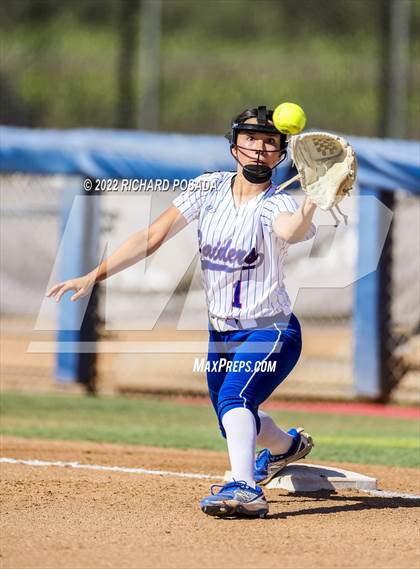 Thumbnail 2 in Caruthers vs. Boron (CIF CS Division V Championship) photogallery.