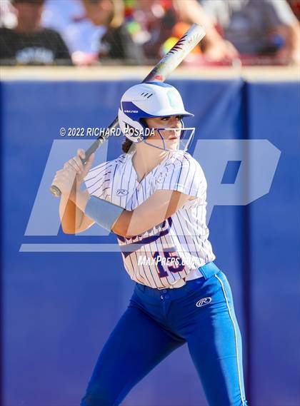 Thumbnail 3 in Caruthers vs. Boron (CIF CS Division V Championship) photogallery.