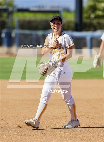 Thumbnail 1 in Caruthers vs. Boron (CIF CS Division V Championship) photogallery.