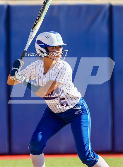 Thumbnail 3 in Caruthers vs. Boron (CIF CS Division V Championship) photogallery.
