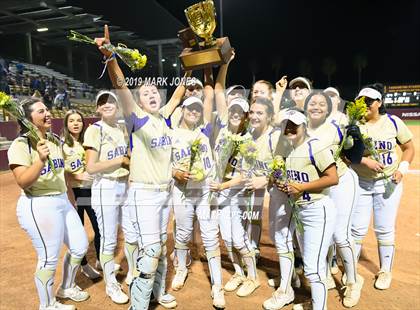 Thumbnail 1 in Sabino vs. Snowflake (AIA 3A Final - Awards) photogallery.