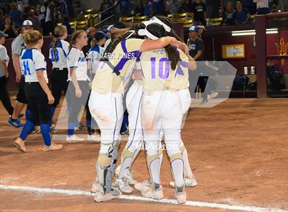 Thumbnail 3 in Sabino vs. Snowflake (AIA 3A Final - Awards) photogallery.