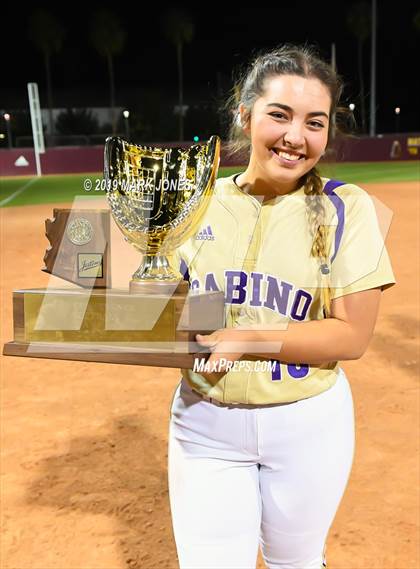 Thumbnail 1 in Sabino vs. Snowflake (AIA 3A Final - Awards) photogallery.
