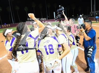 Thumbnail 2 in Sabino vs. Snowflake (AIA 3A Final - Awards) photogallery.