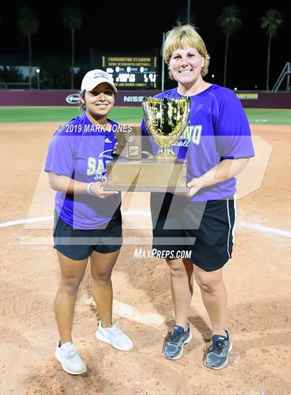 Thumbnail 3 in Sabino vs. Snowflake (AIA 3A Final - Awards) photogallery.