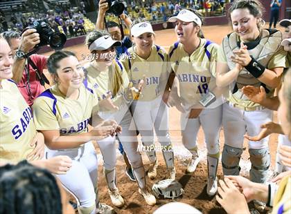 Thumbnail 1 in Sabino vs. Snowflake (AIA 3A Final - Awards) photogallery.
