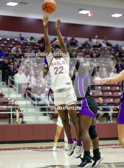 Thumbnail 1 in Marlin vs. Douglass (UIL 2A Regional Semifinal Playoff) photogallery.