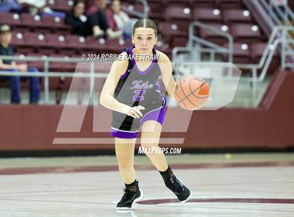 Thumbnail 1 in Marlin vs. Douglass (UIL 2A Regional Semifinal Playoff) photogallery.