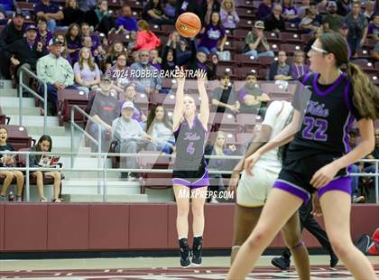 Thumbnail 2 in Marlin vs. Douglass (UIL 2A Regional Semifinal Playoff) photogallery.