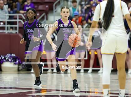 Thumbnail 1 in Marlin vs. Douglass (UIL 2A Regional Semifinal Playoff) photogallery.