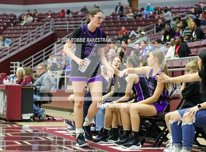 Thumbnail 2 in Marlin vs. Douglass (UIL 2A Regional Semifinal Playoff) photogallery.