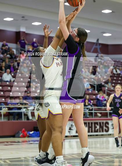 Thumbnail 2 in Marlin vs. Douglass (UIL 2A Regional Semifinal Playoff) photogallery.