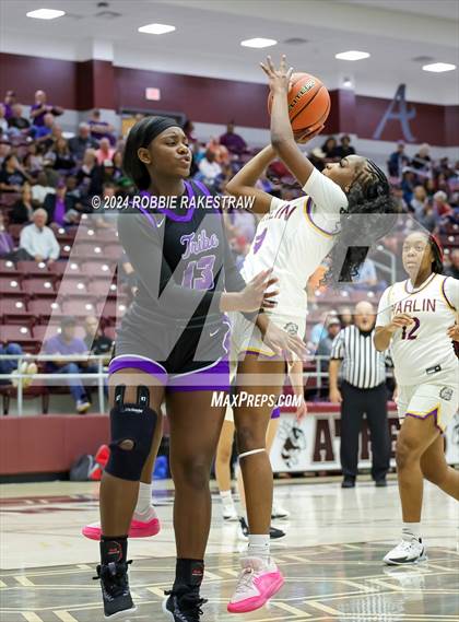 Thumbnail 1 in Marlin vs. Douglass (UIL 2A Regional Semifinal Playoff) photogallery.