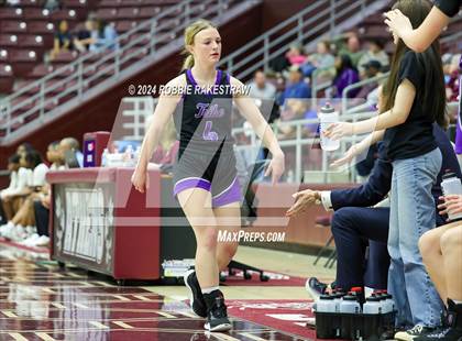 Thumbnail 3 in Marlin vs. Douglass (UIL 2A Regional Semifinal Playoff) photogallery.