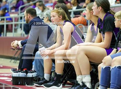 Thumbnail 2 in Marlin vs. Douglass (UIL 2A Regional Semifinal Playoff) photogallery.