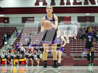 Thumbnail 1 in Marlin vs. Douglass (UIL 2A Regional Semifinal Playoff) photogallery.