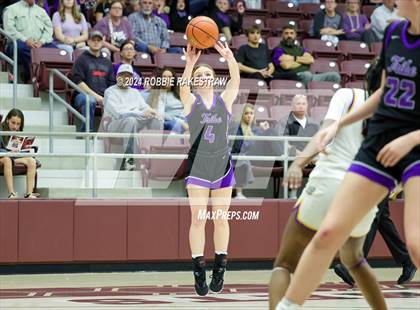 Thumbnail 1 in Marlin vs. Douglass (UIL 2A Regional Semifinal Playoff) photogallery.