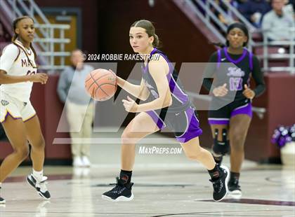 Thumbnail 1 in Marlin vs. Douglass (UIL 2A Regional Semifinal Playoff) photogallery.
