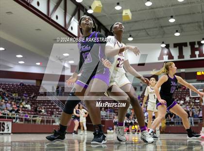 Thumbnail 3 in Marlin vs. Douglass (UIL 2A Regional Semifinal Playoff) photogallery.