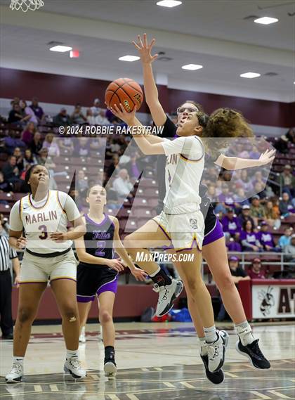 Thumbnail 2 in Marlin vs. Douglass (UIL 2A Regional Semifinal Playoff) photogallery.