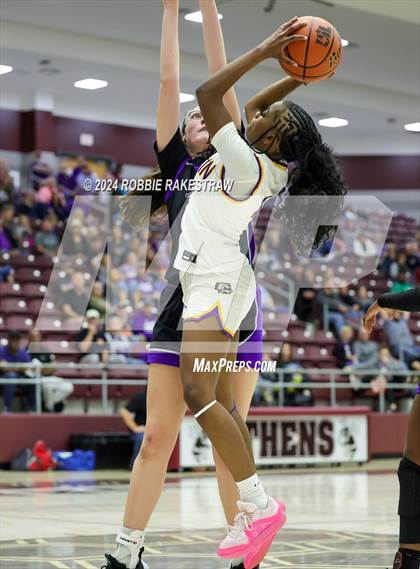 Thumbnail 3 in Marlin vs. Douglass (UIL 2A Regional Semifinal Playoff) photogallery.