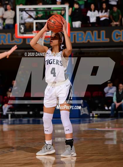 Thumbnail 3 in Putnam Valley vs. Irvington (Section 1 Class B Final) photogallery.