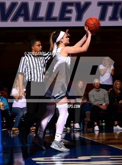 Thumbnail 1 in Putnam Valley vs. Irvington (Section 1 Class B Final) photogallery.