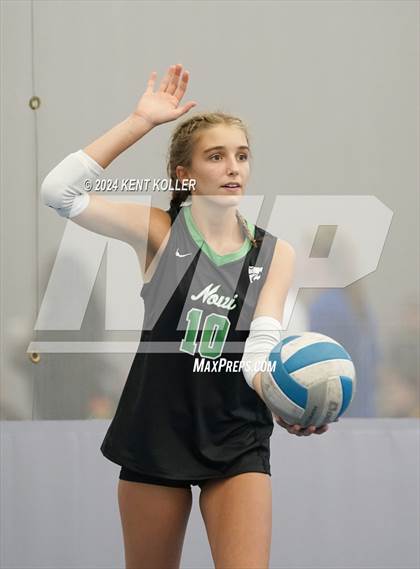 Thumbnail 1 in Novi vs. Utica Ford (Motor City Power Series) photogallery.
