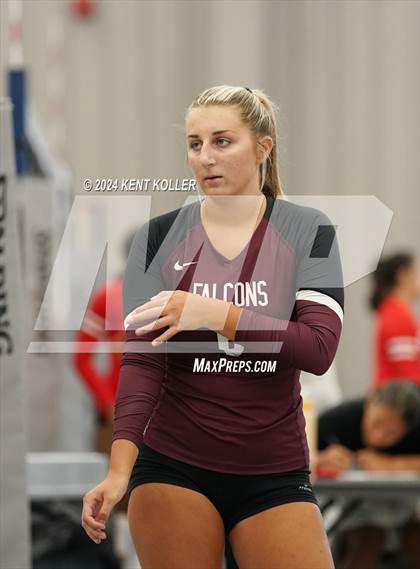 Thumbnail 2 in Novi vs. Utica Ford (Motor City Power Series) photogallery.