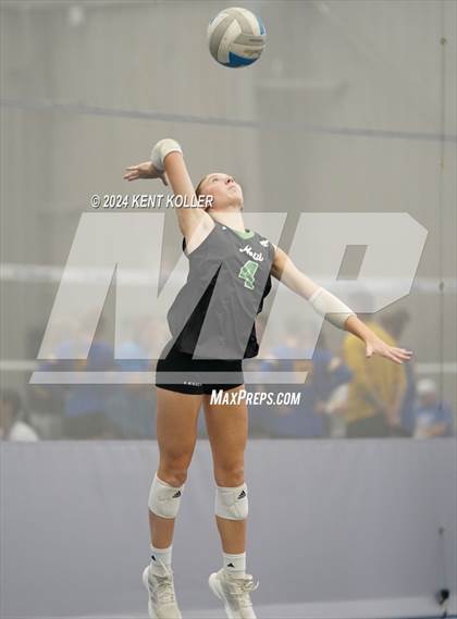 Thumbnail 1 in Novi vs. Utica Ford (Motor City Power Series) photogallery.