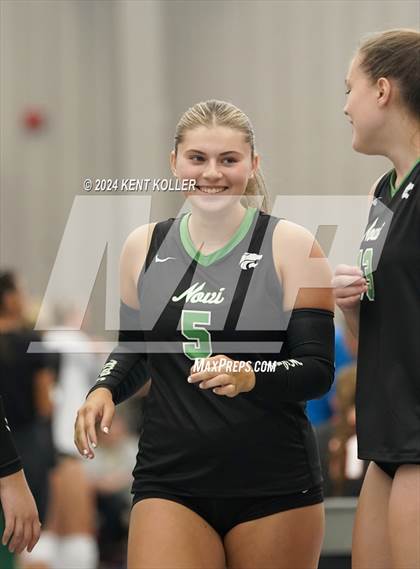 Thumbnail 2 in Novi vs. Utica Ford (Motor City Power Series) photogallery.