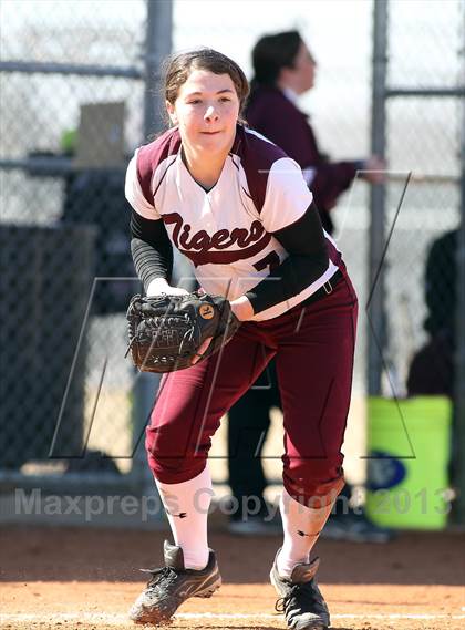 Thumbnail 2 in Horn [Dr. John] vs A&M Consolidated (Forney-North Forney Invitational) photogallery.